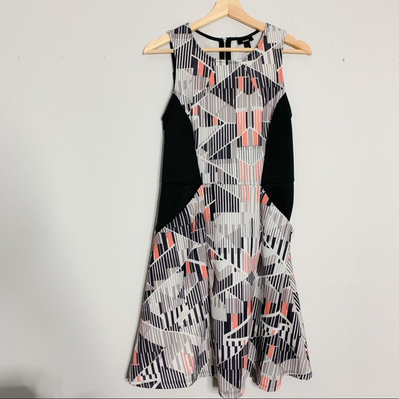 SALE‼️ | patterned skater dress | - Picture 2 of 8